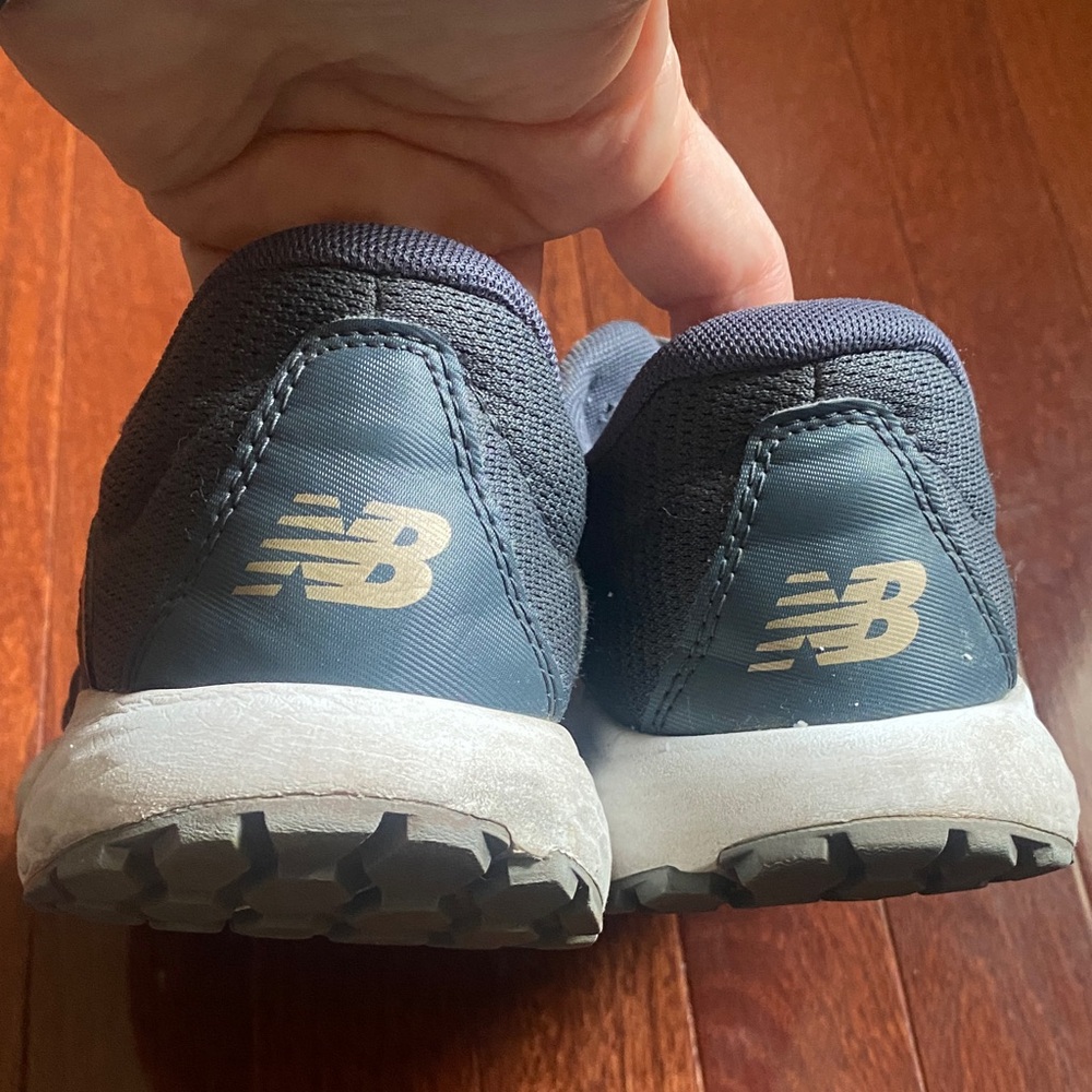 Women’s New Balance 520 Comfort Ride - Picture 4 of 11